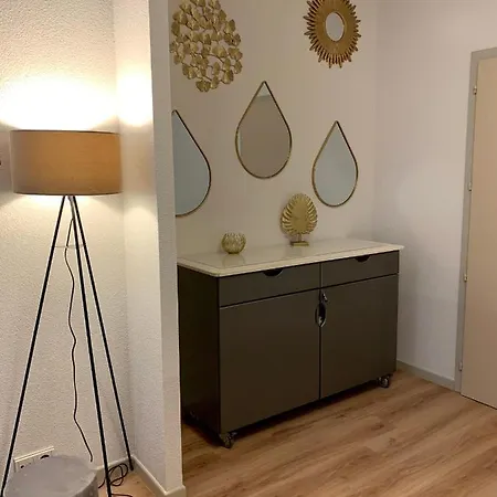Des 2 Têtes Appartement *