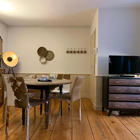 Des 2 Tetes * コルマール